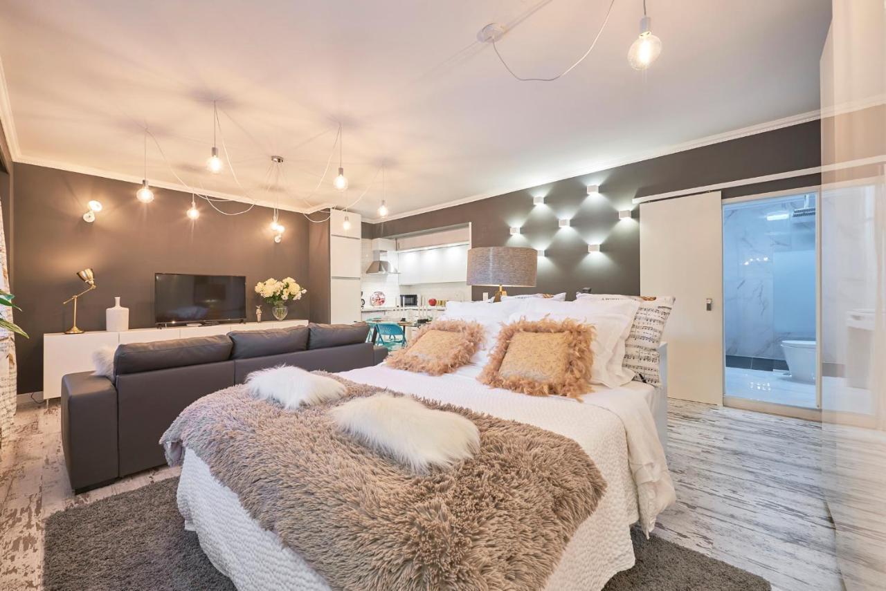 In Bed With Lisbon - Lux4You Taguspark Massama Exterior photo