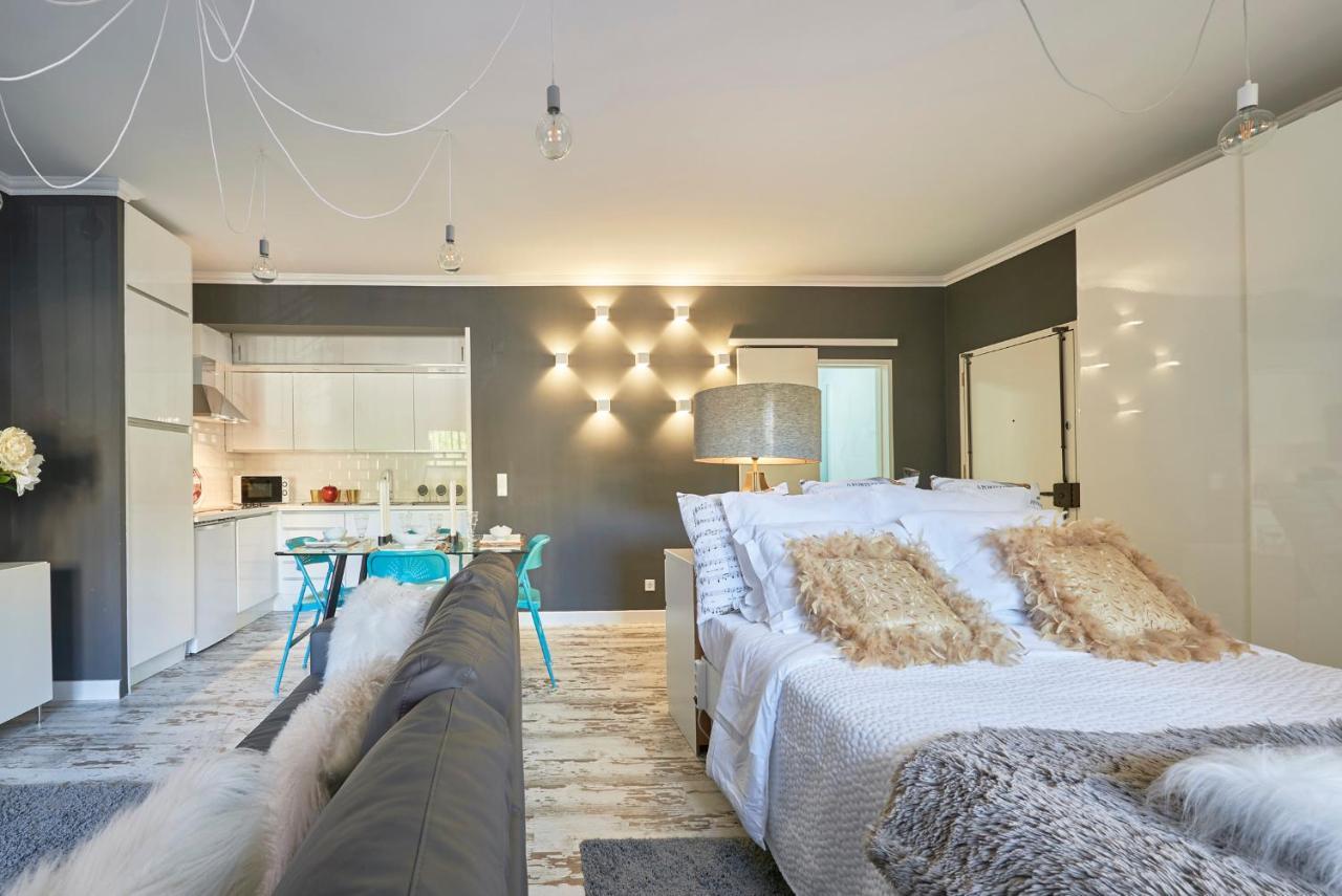 In Bed With Lisbon - Lux4You Taguspark Massama Exterior photo